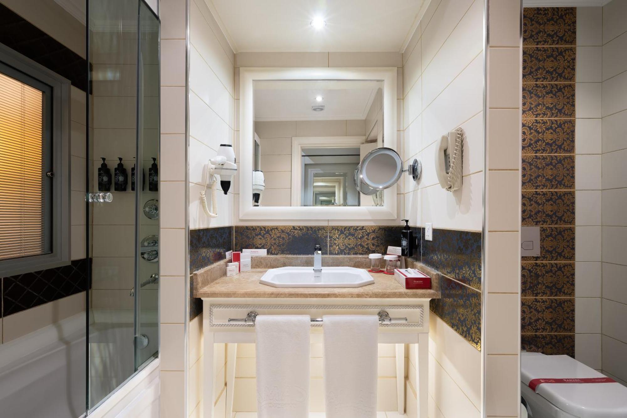 מלון Ramada By Wyndham - Sulaymaniyah Salim Street מראה חיצוני תמונה