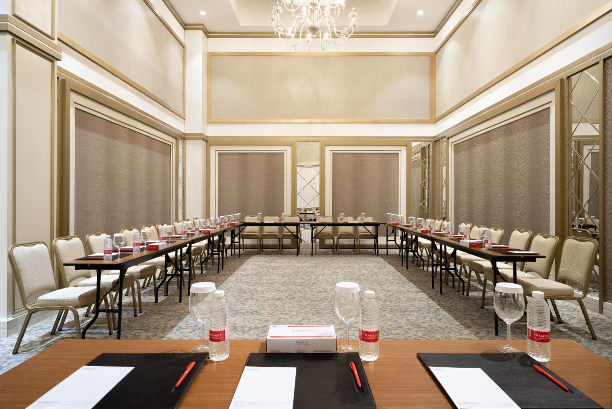 מלון Ramada By Wyndham - Sulaymaniyah Salim Street מראה חיצוני תמונה